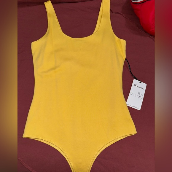 Bodysuits - Picture 6 of 7